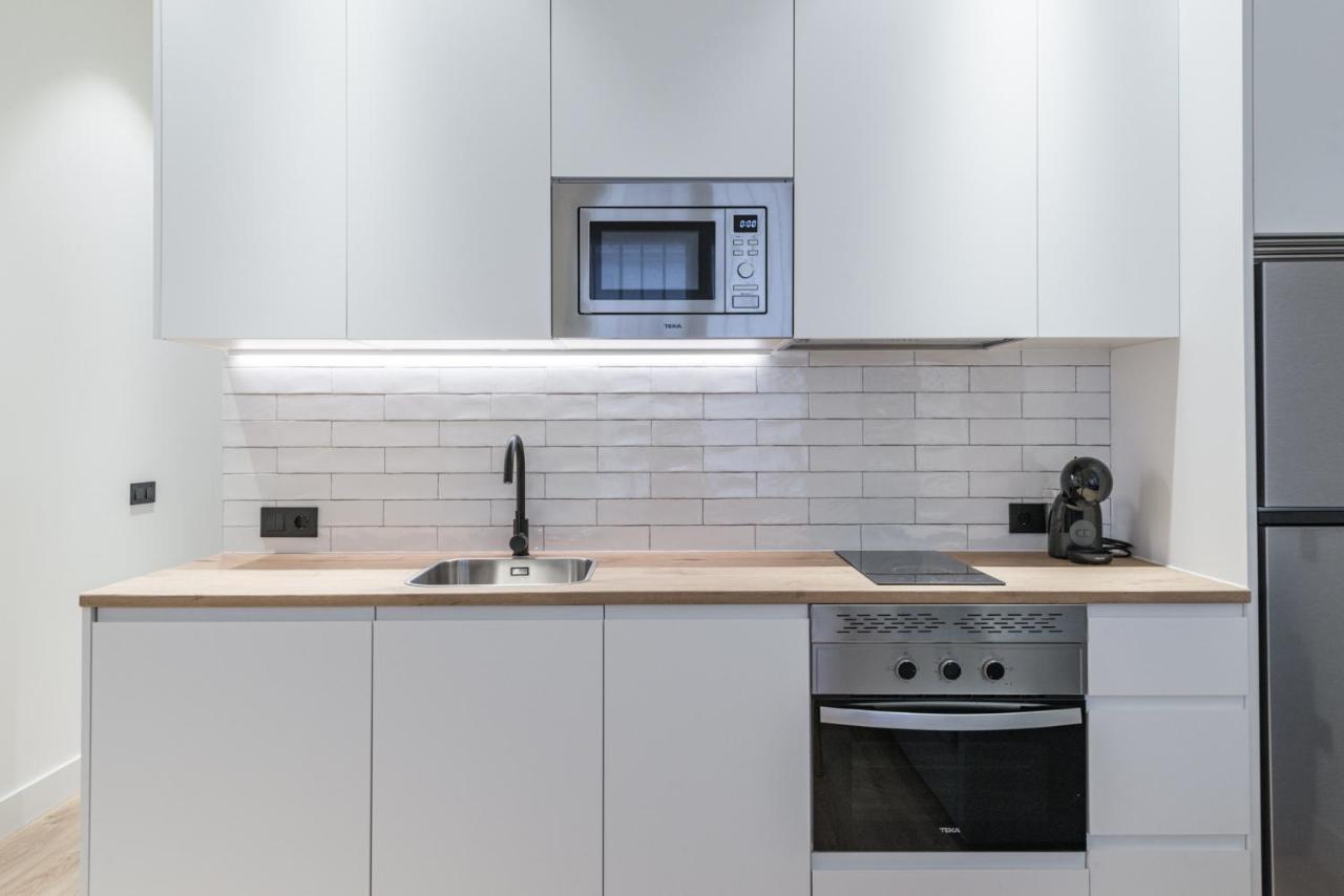 Apartament Jes B Close To Bernabeu Stadium Madrid Kültér fotó