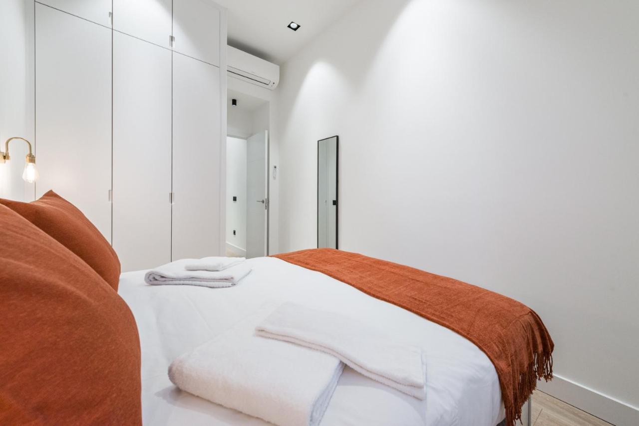 Apartament Jes B Close To Bernabeu Stadium Madrid Kültér fotó
